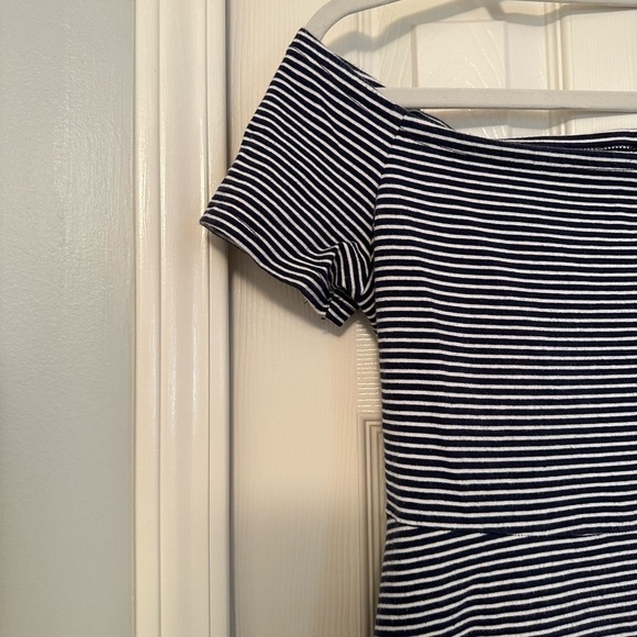 Old Navy Off the Shoulder Striped Dress - Picture 7 of 9